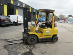 Hyster H2.00Xm forklift truck 7235 hours currently manufactured in 2004, has a roof as well as front