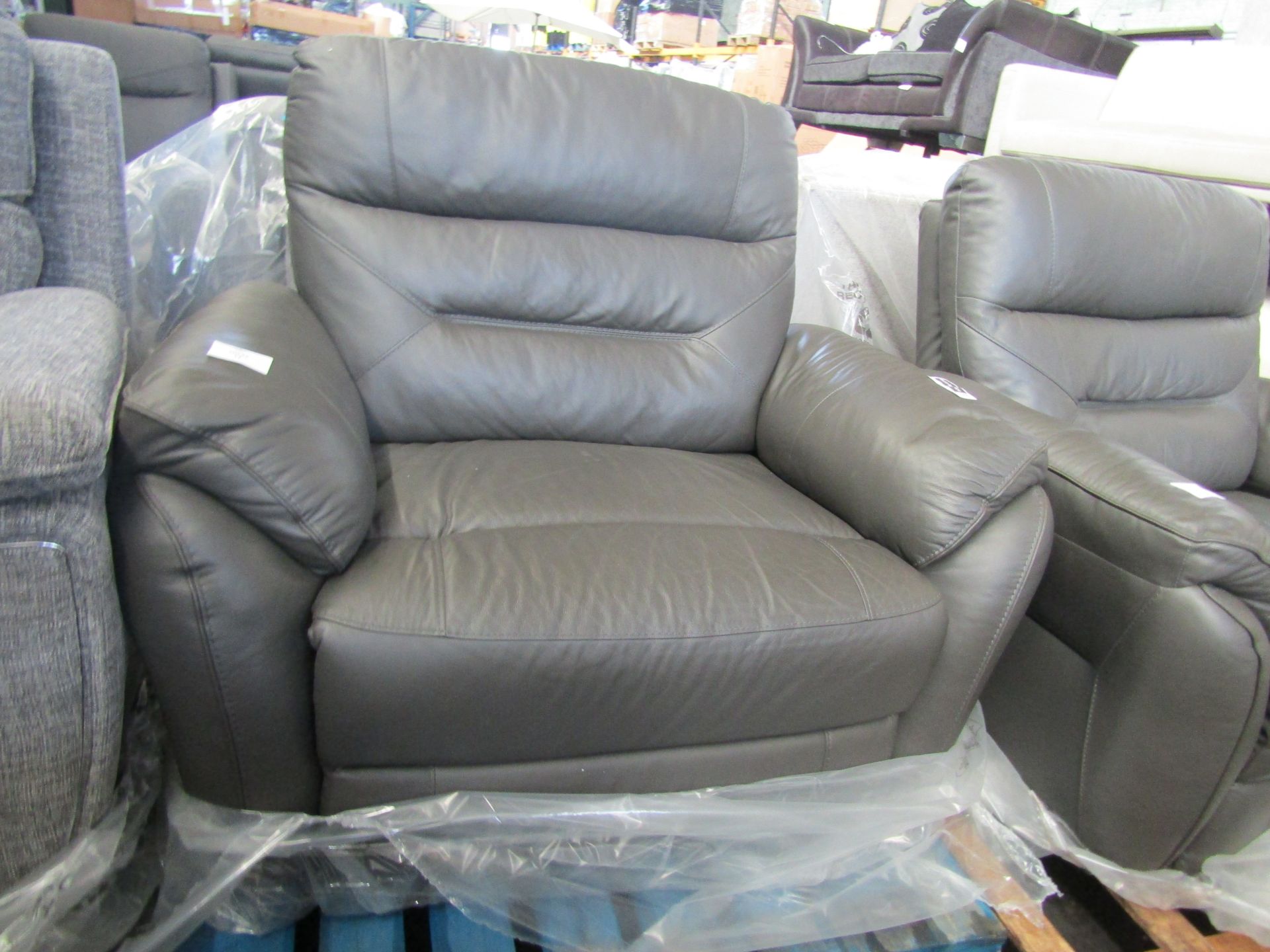 Rafa Xl Standard Chair G10 D.Grey Self Piping Self Stitch Black Glides Amx01 RRP 530About the - Image 2 of 2