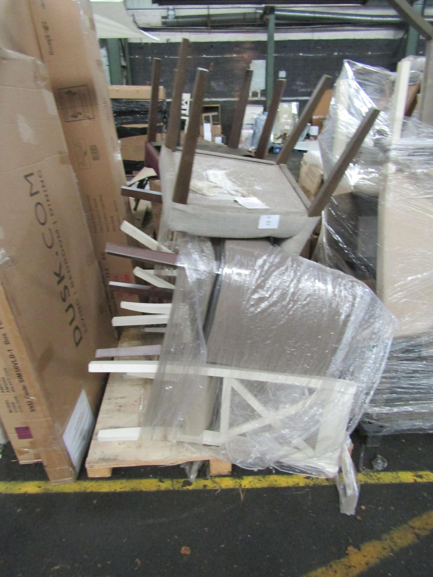 Pallet of Mixed Chairs - Customer Returns - Various Unknown Brands RRP 300