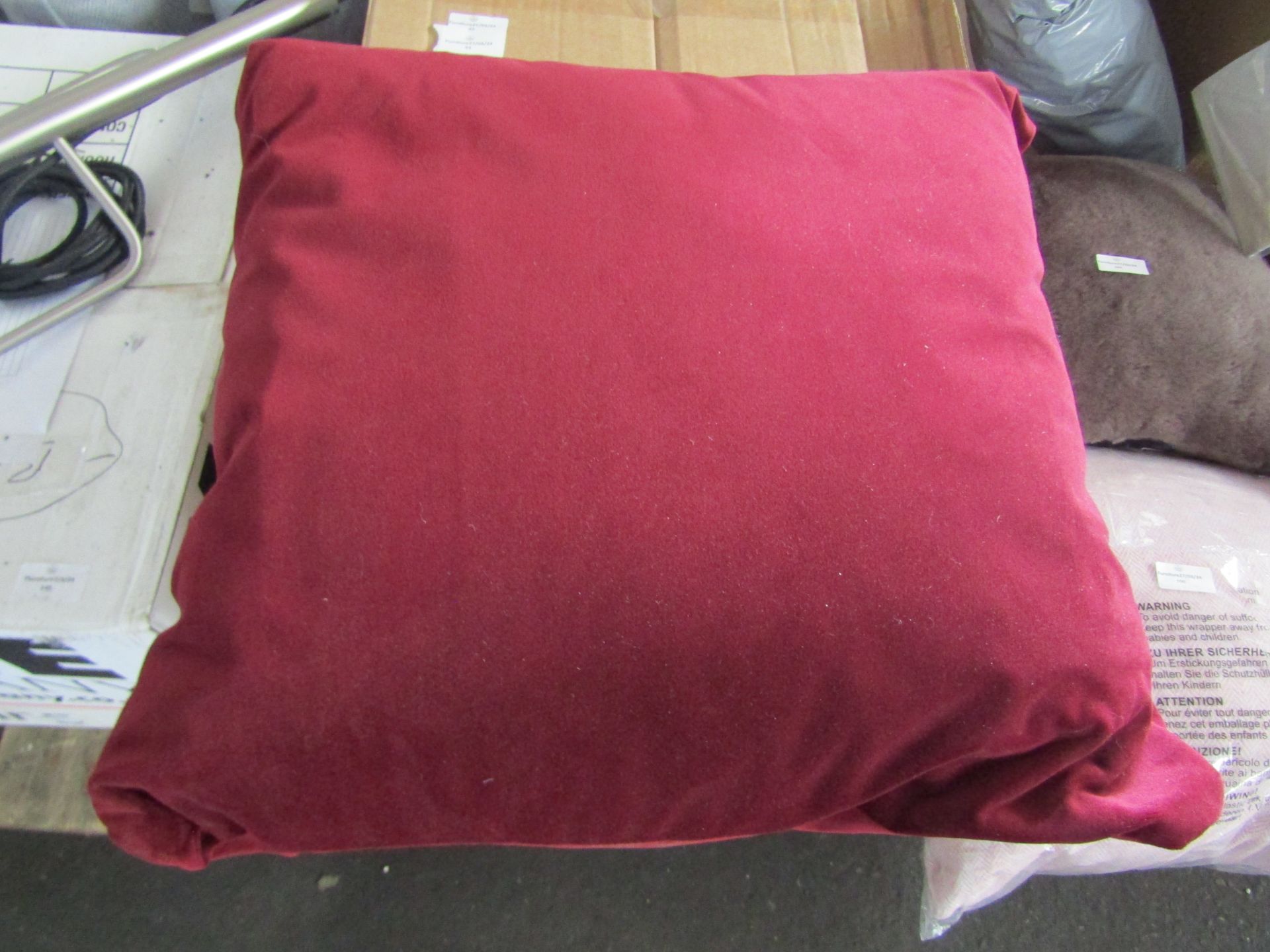 Pair of Currant Scatter Cushions - Vegan Fabric RRP 69About the Product(s)Why not upgrade your