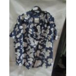 Jacks Girlfriend New York Ladies Blouse Floral Blue, Size: L - Good Condition.