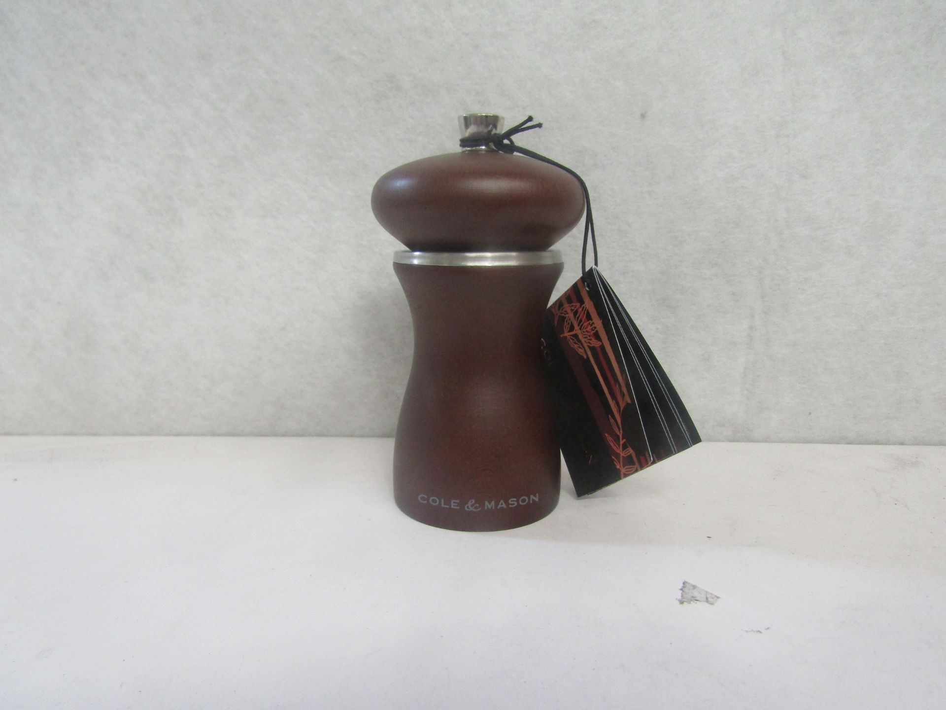 Cole & Mason - Sherwood Forest Wood 120mm Pepper Mill - New.