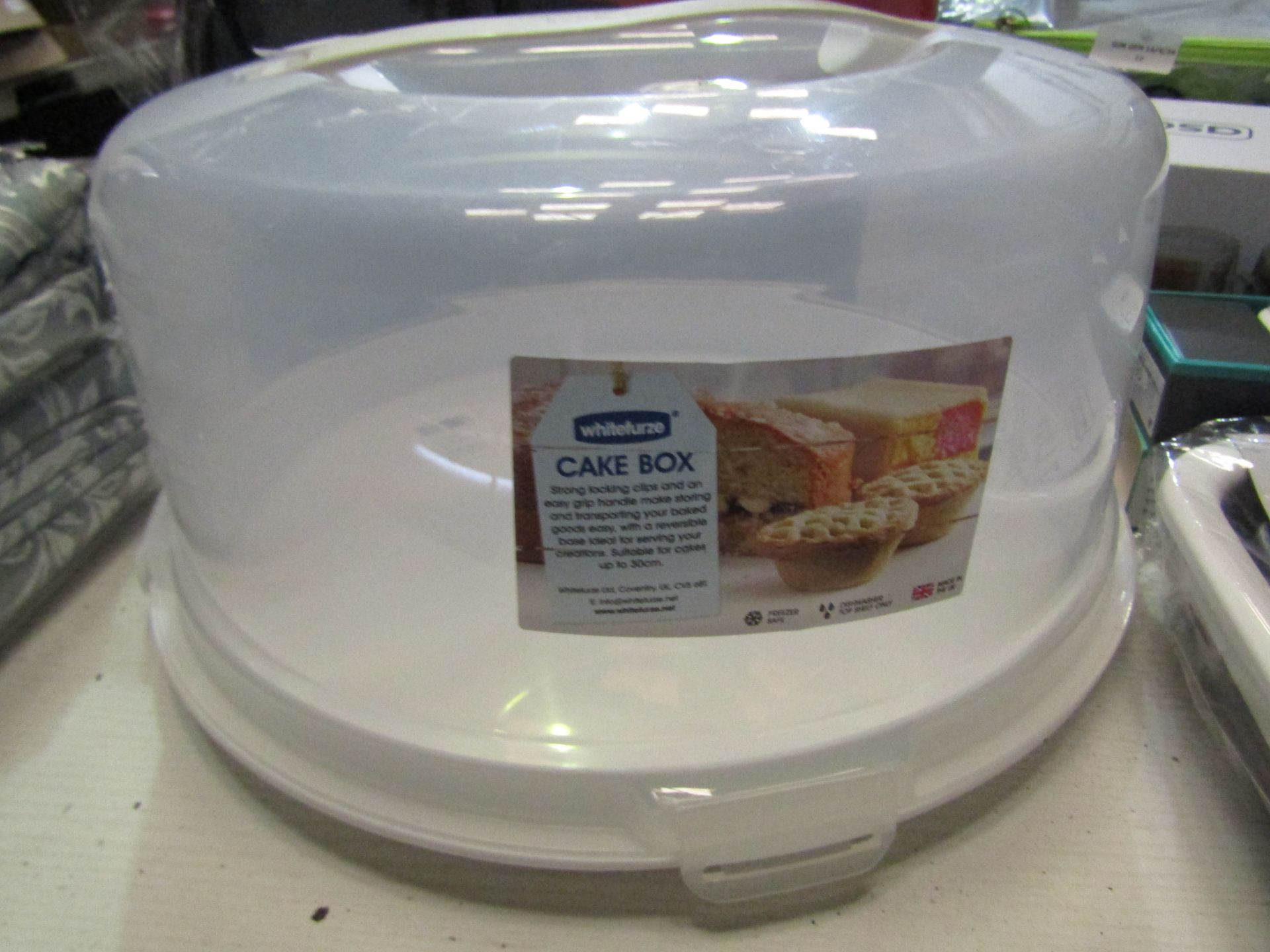 Whitefurze Cake Box Suitable For Cakes Up To 30cm - Good Condition.