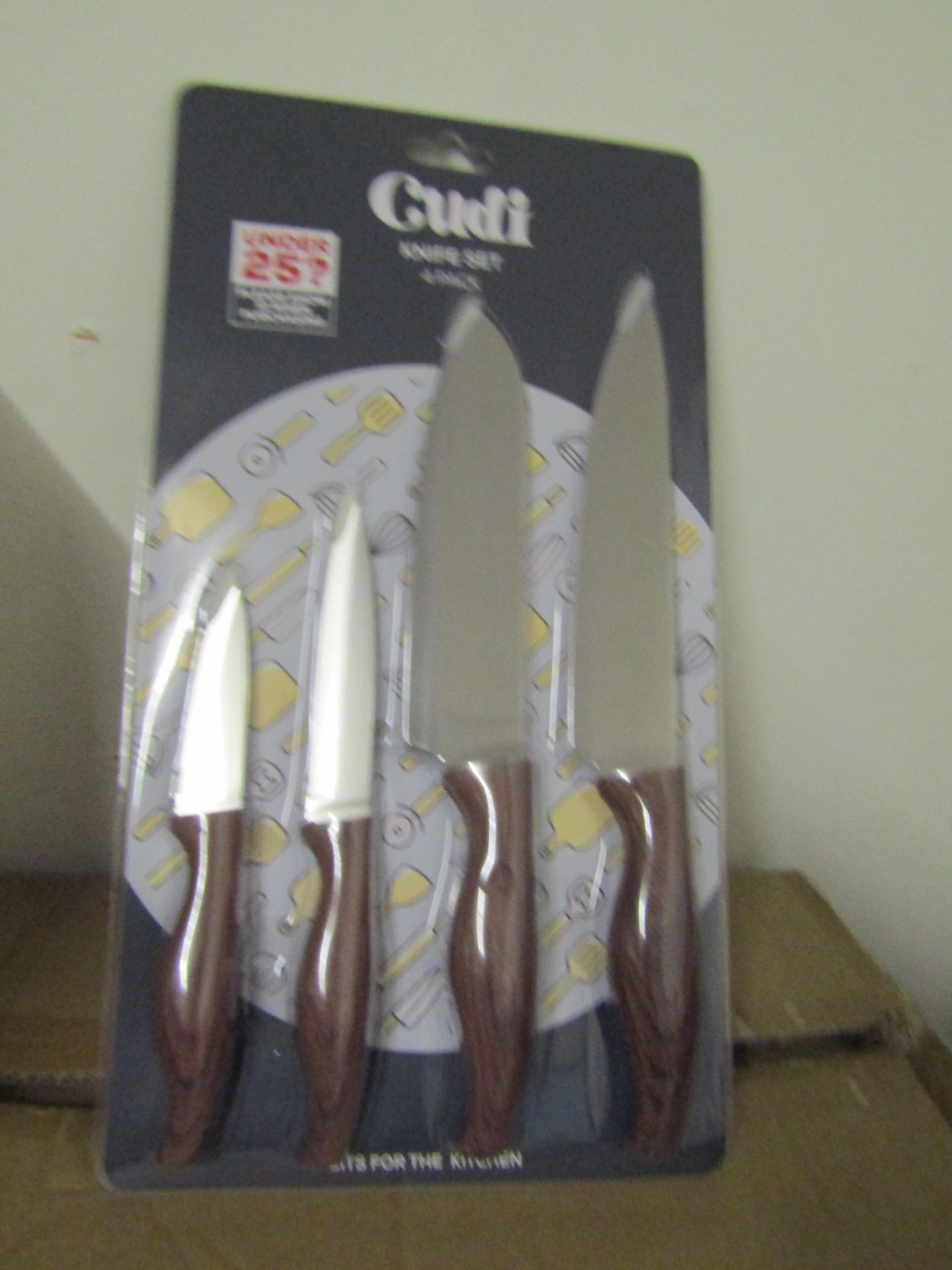 Cudi 4 Pack Knife Set - New & Packaged.