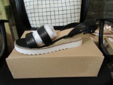 Ladies Sandle/Shoe, Size 5, Black/White, Unworn & Boxed. See Image.