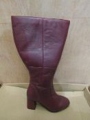 Ladies Knee High Heel Boots, Size Uk 4, Brown, Unworn & Boxed. See Image.
