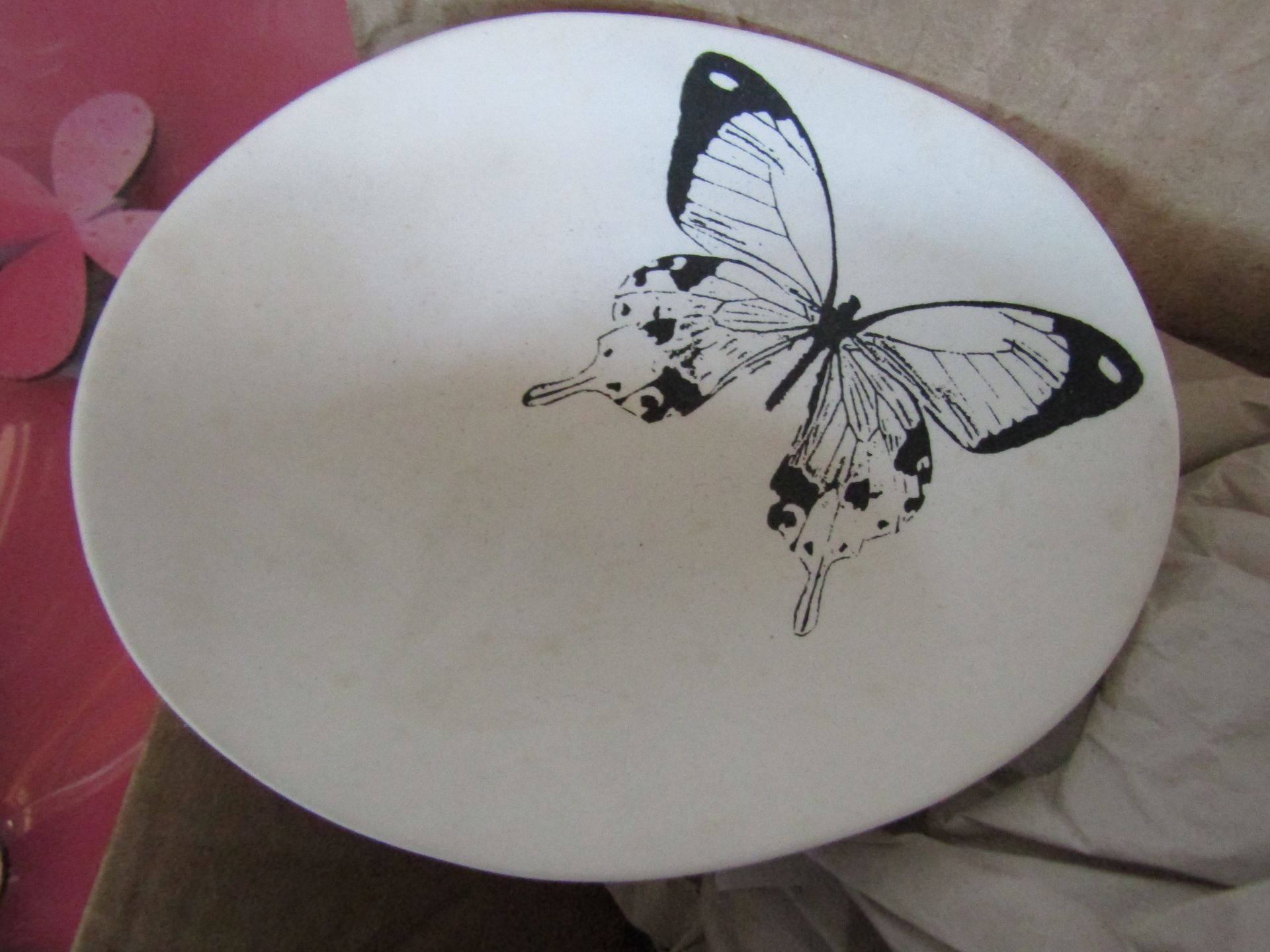 Butterfly Dish - New. (DR766) - Image 2 of 2