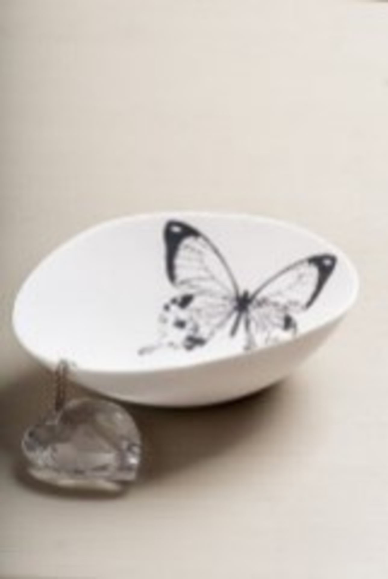 Butterfly Dish - New. (DR766)