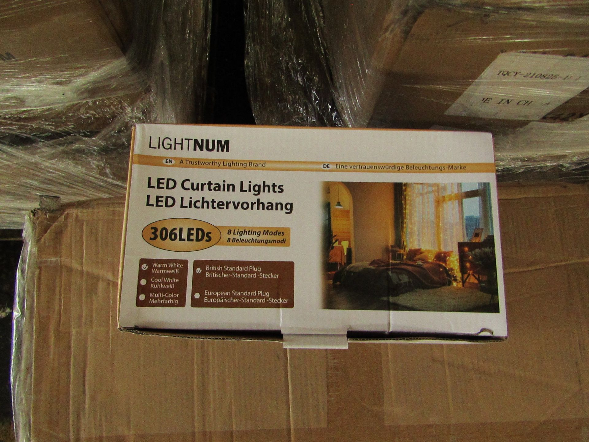 24x Lightnum LED 3mtr Light curtains with 306 LED and 8 modes, new and boxed.