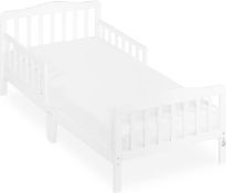 Brand New Dream on Me Classic Toddler Bed. Product dimensionS - 144.8L x 71.1W x 76.2H CM Comes with