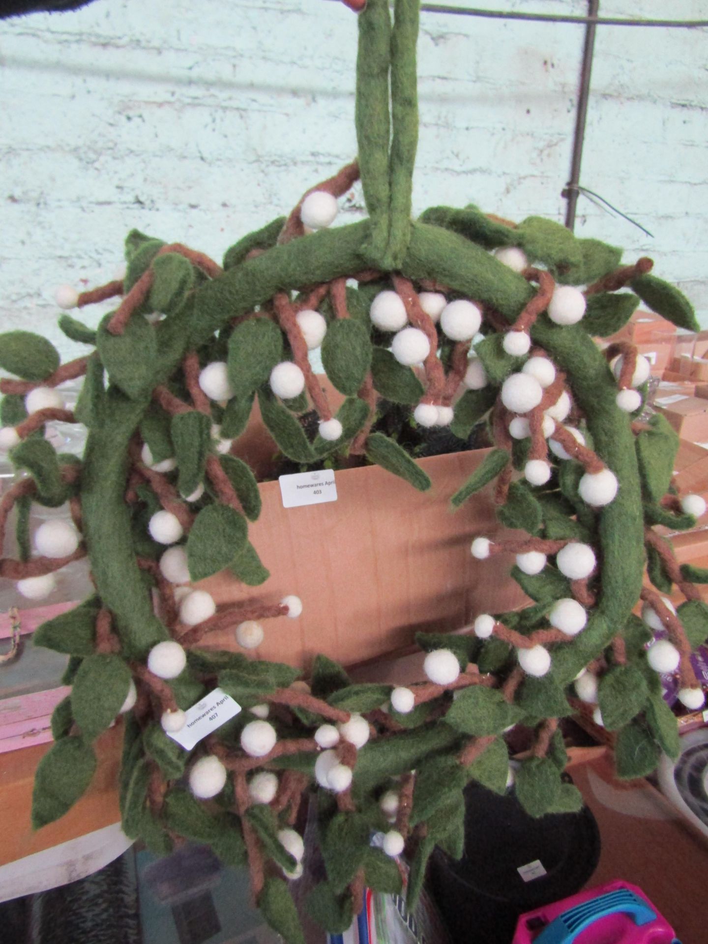 2x Felted Wool Mistletoe Wreath - Large - New. (DR622)