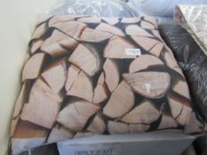 Decorative Log Cushion. Size: 50 x 50cm - RRP £25.00 - New & Packaged. (DR832)