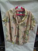 Jacks Girlfriend New York Ladies Blouse Floral Pink, Size: XL - Good Condition.