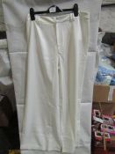 3x PrettyLittleThing Tall White Wide Leg Dad Trousers, Size: 6 - Unused & Packaged.