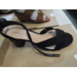 Ladies Heel/Shoe, Size 7, Black, Unworn & Boxed