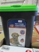 Max Care 30L Capacity Pet Food Container With Scoop - Looks To Be In Good Condition.