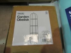 Asab Garden Obelisk, Green - Unchecked & Boxed.