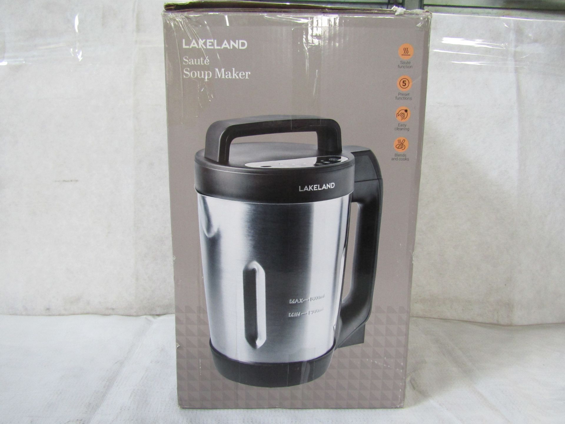 Lakeland Saut\u00E9 Soup Maker RRP 80About the Product(s)Sick of saut\u00E9ing meat or veg in a