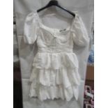 5x Pretty Little Thing White Crinkle Cup Detail Tiered Skirt Scatter Dress, Size 8, New & Packaged.