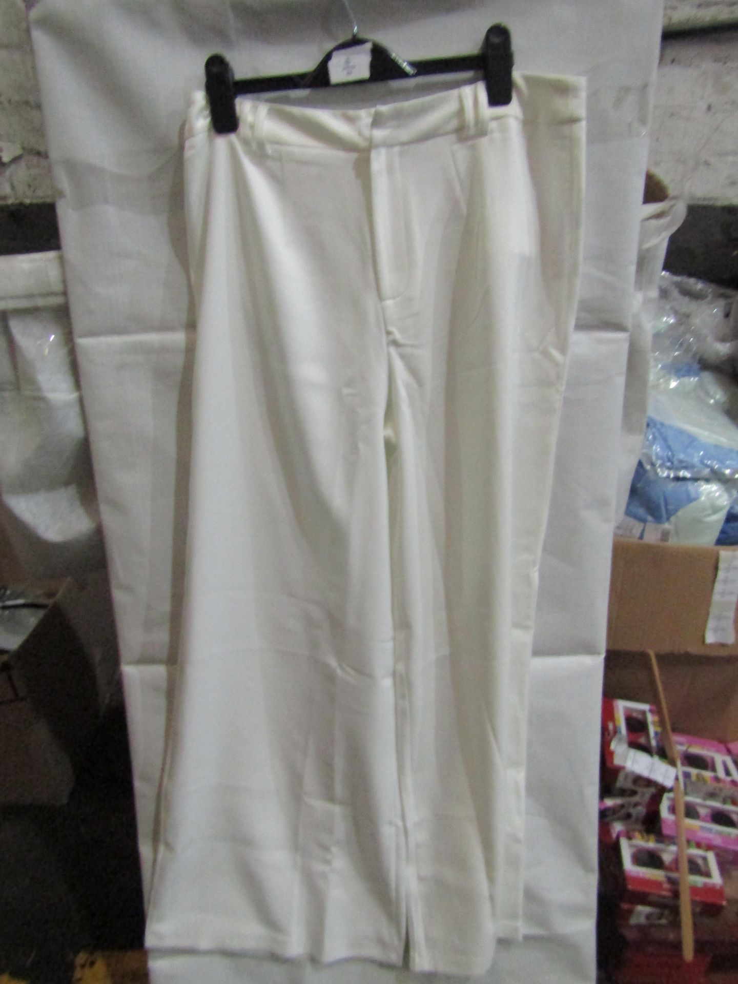 2x PrettyLittleThing White Woven Double Belt Loop Suit Trousers, Size: 12 - New & Packaged.