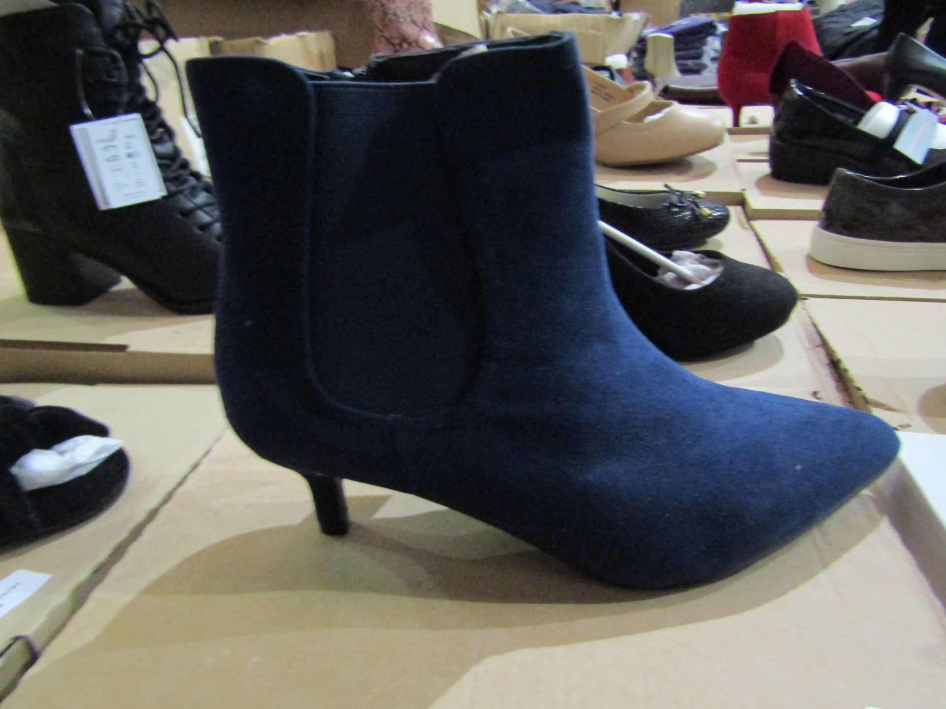 JD Williams Ladies Blue Velvet Ankle High Boots, Size: 7 - Unused & Boxed.