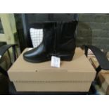 Ladies Boots, Size 6, Black, Unworn & Boxed, See Image.