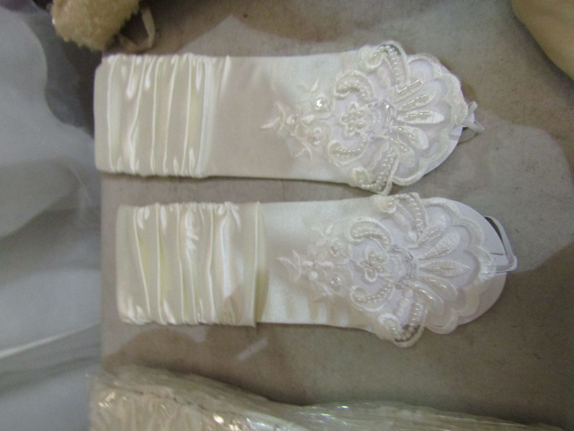 Approx 500 pieces of wedding shop stock to include wedding dresses, mother of the bride, dresses, - Image 27 of 108