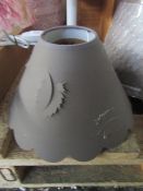 Coulis lamp Shade Leaf Design. Size: H16 x D25cm Max Bulb Size 40w - RRP ?42.00 - New. (DR816)