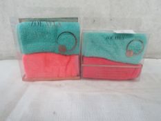2x Zoe Ayla - Set of 2 Makeup Remover Cloths - Packaged.
