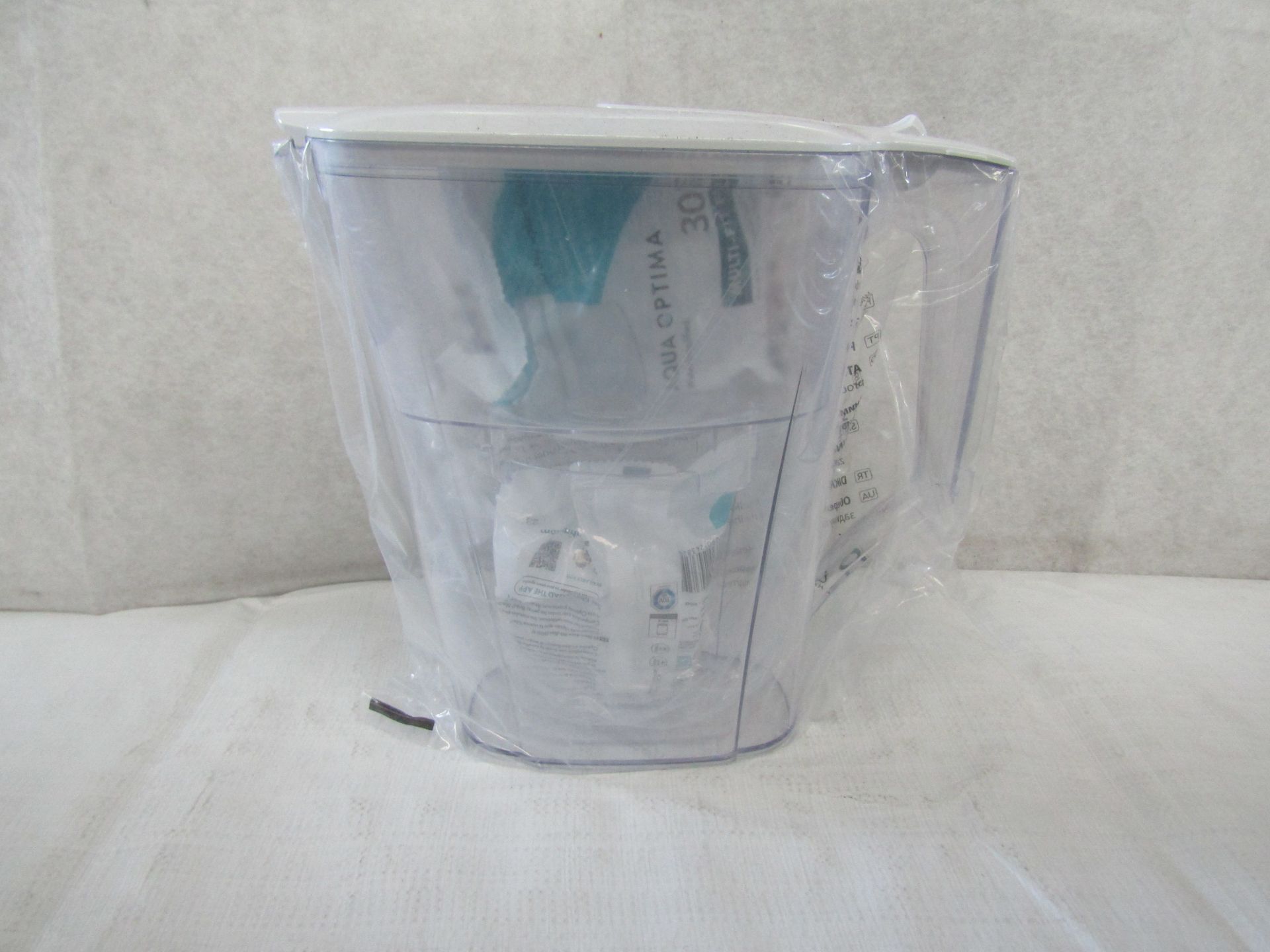 1L Water Filter Jug - Boxed.