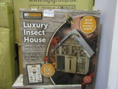 My Garden Luxury Insect House Waterproof Metal Roof Size 29 X 8 X 30 CM Unchecked & Boxed