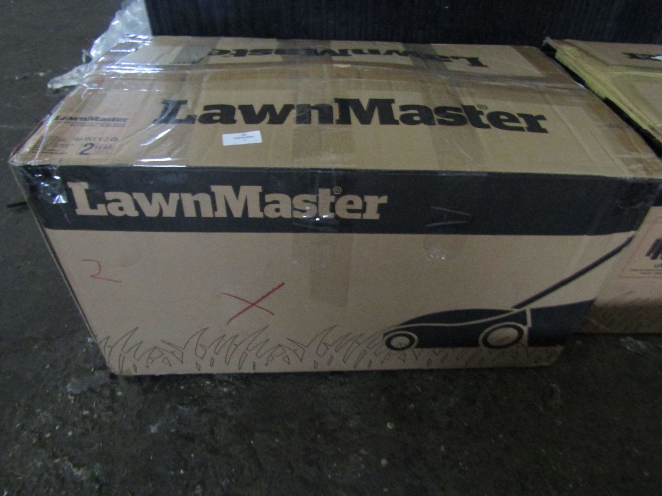 New delivery of lawn mowers, robot lawn mowers, Vacs and more