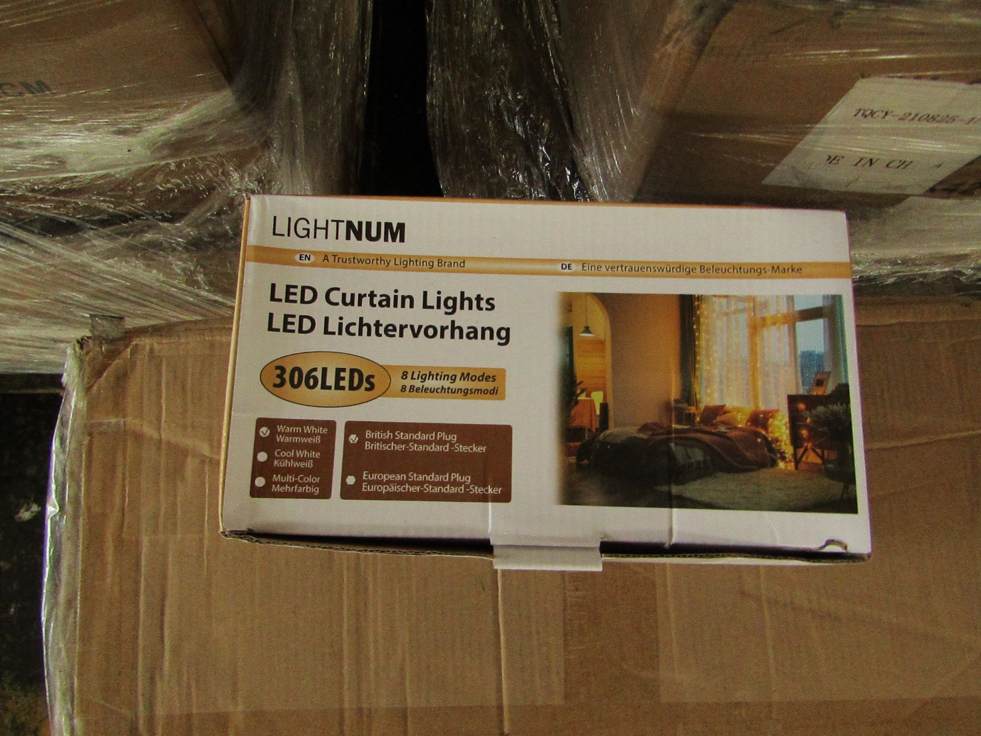 24x Lightnum LED 3mtr Light curtains with 306 LED and 8 modes, new and boxed.