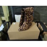 Ladies Knee High Boots, Size Uk 5, Leopard Print, Unworn & Boxed, See Image.