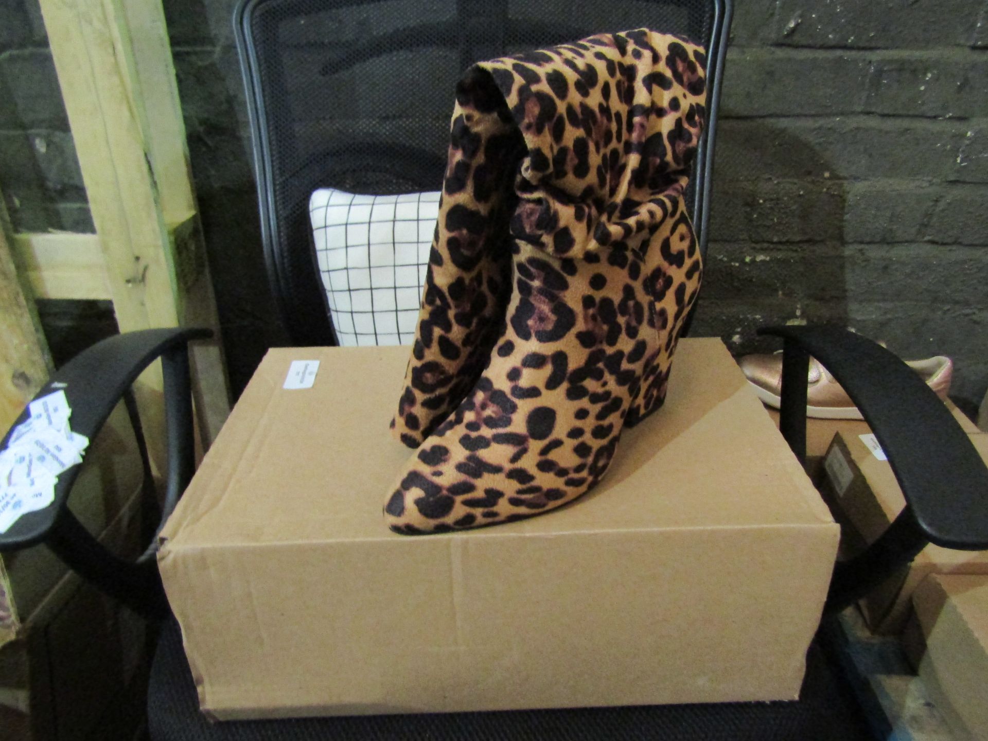 Ladies Knee High Boots, Size Uk 5, Leopard Print, Unworn & Boxed, See Image.