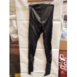 1x Box Containing Approx 40x Pretty Little Thing Shape Black Faux Leather Lace Insert Leggings, Size