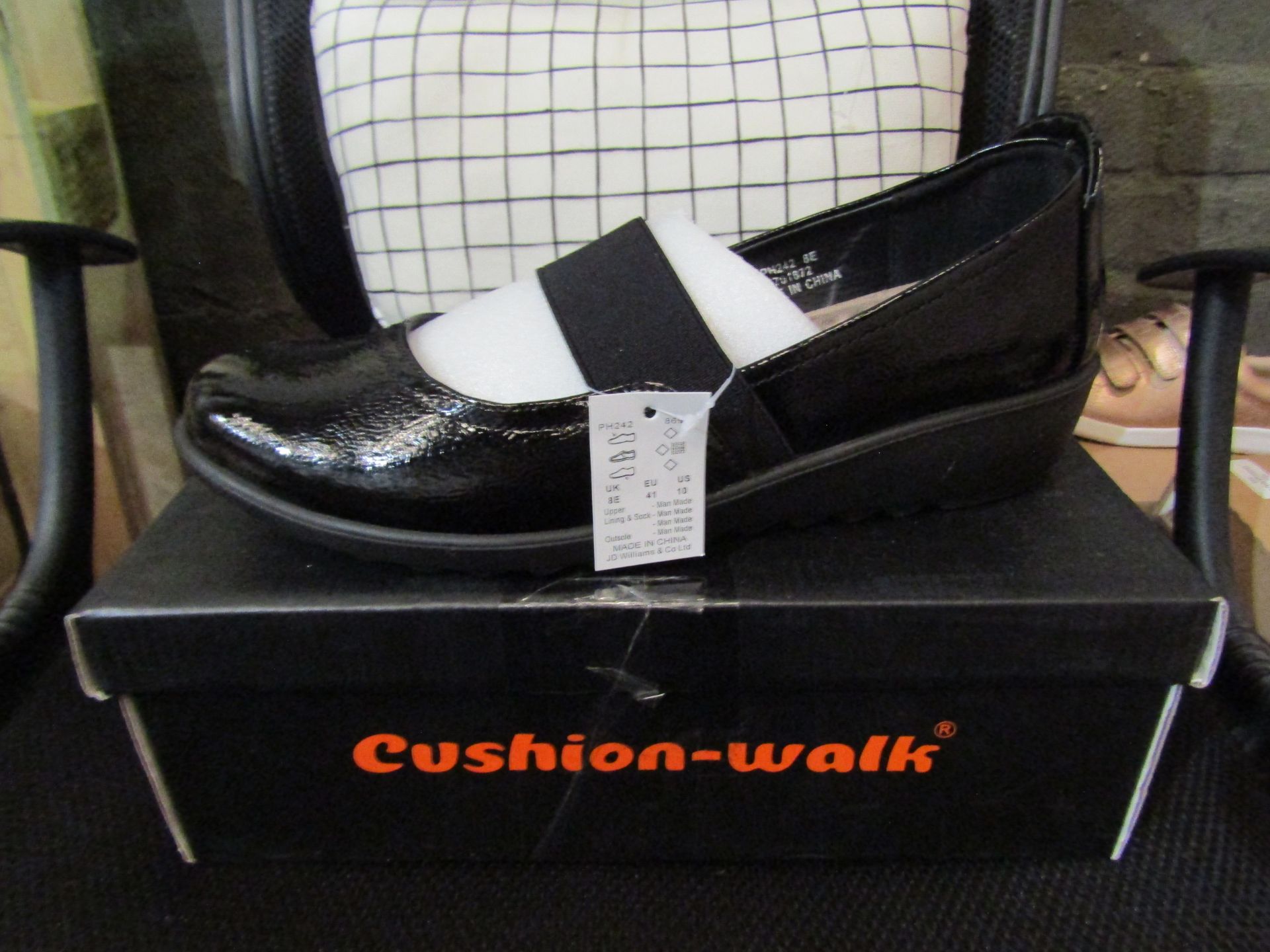 Ladies Shoes, Size Uk 8, Black, Unworn & Boxed. See Image.