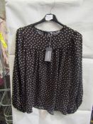 2x Principles - Pleat Yoke Blouse Sleeved Top - Size 20 - New With Tags & Packaged.