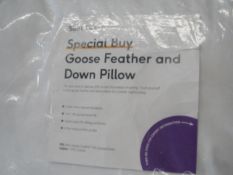 Soak & Sleep Soak & Sleep Goose Feather & Down Pillow Standard Pillows - 4 Pack - Medium RRP 85