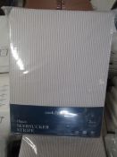 Soak & Sleep Soak & Sleep White/Natural Seersucker Stripe King Size Duvet Cover RRP 29