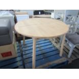 Gallery Direct Wycombe Ext Dining Table 1500/2000x900x750mm RRP 1199.00About the Product(s)Made from