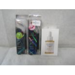 2x X-Luxx - Domed Round Makeup Brushes - Packaged. 1X Sinoz - Anti-Dark Spot Serum 30ml - Packaged.