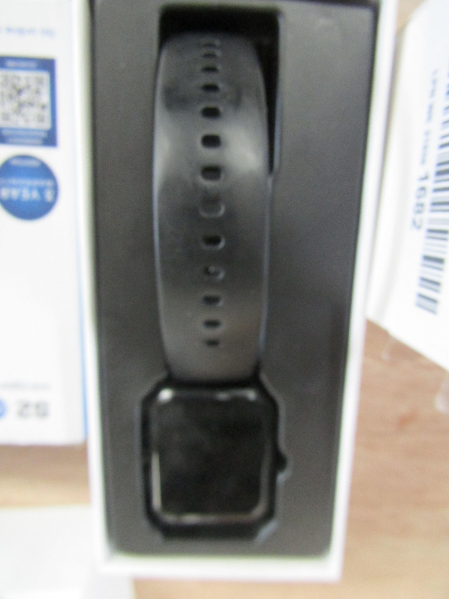 DO Sports Black Smart Watch With Black Straps - Unchecked & Boxed.
