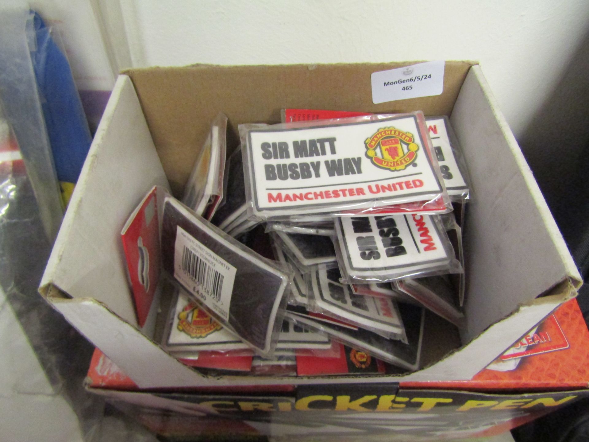 Box Of Approx 20x Manchester United Sir Matt Busby Way Fridge Magnet. All Look To Be Still In