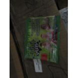 Box of approx 300x 20g bags of Slime Play powder, just add water to make slime.