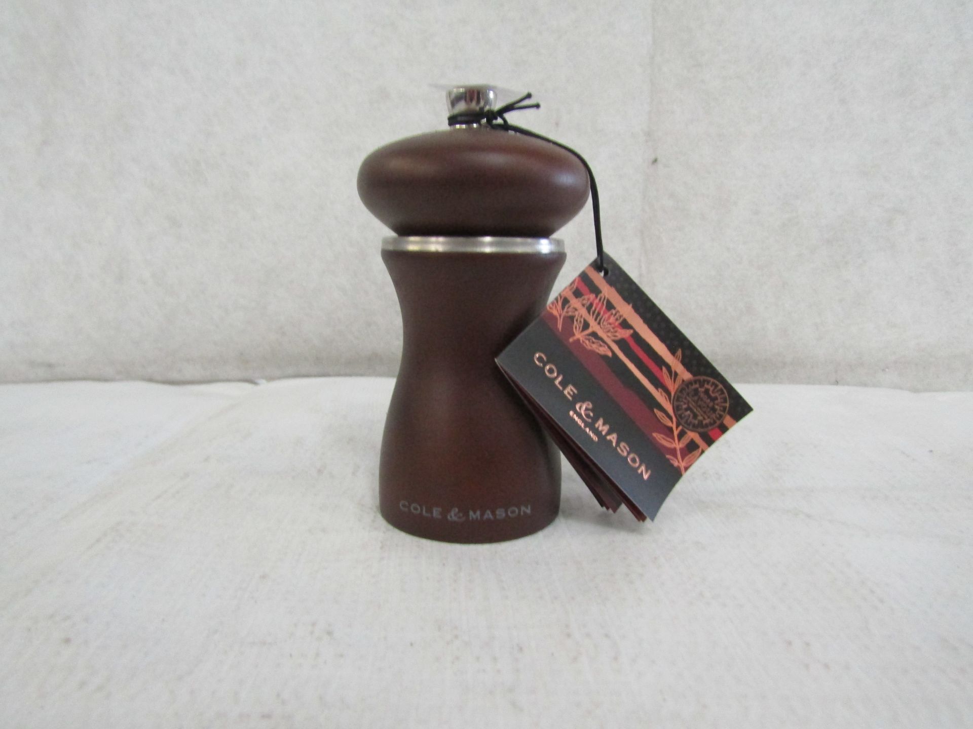 Cole & Mason - Sherwood Forest Wood 120mm Pepper Mill - New.