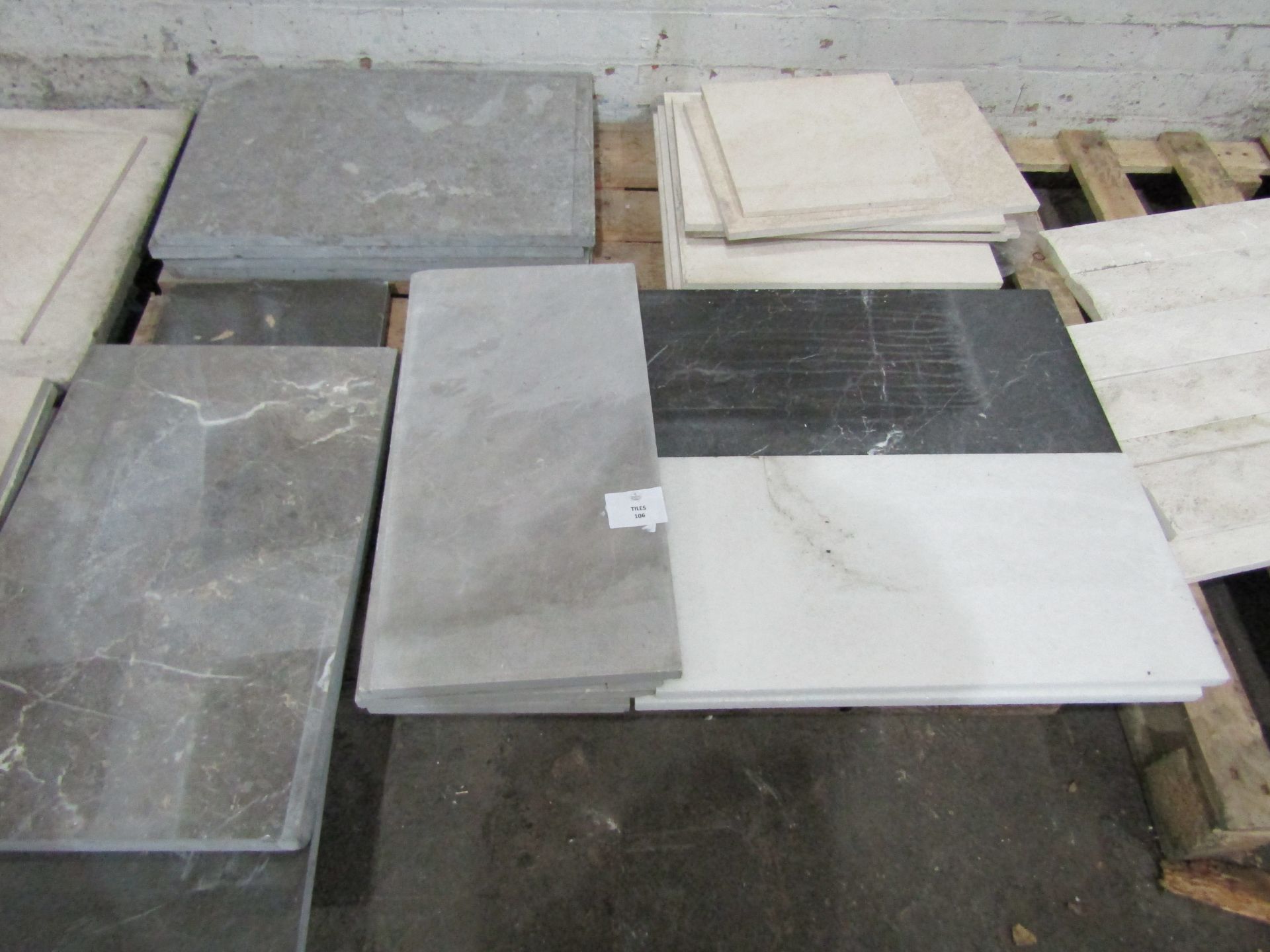Small pallet of mixed stone and marble