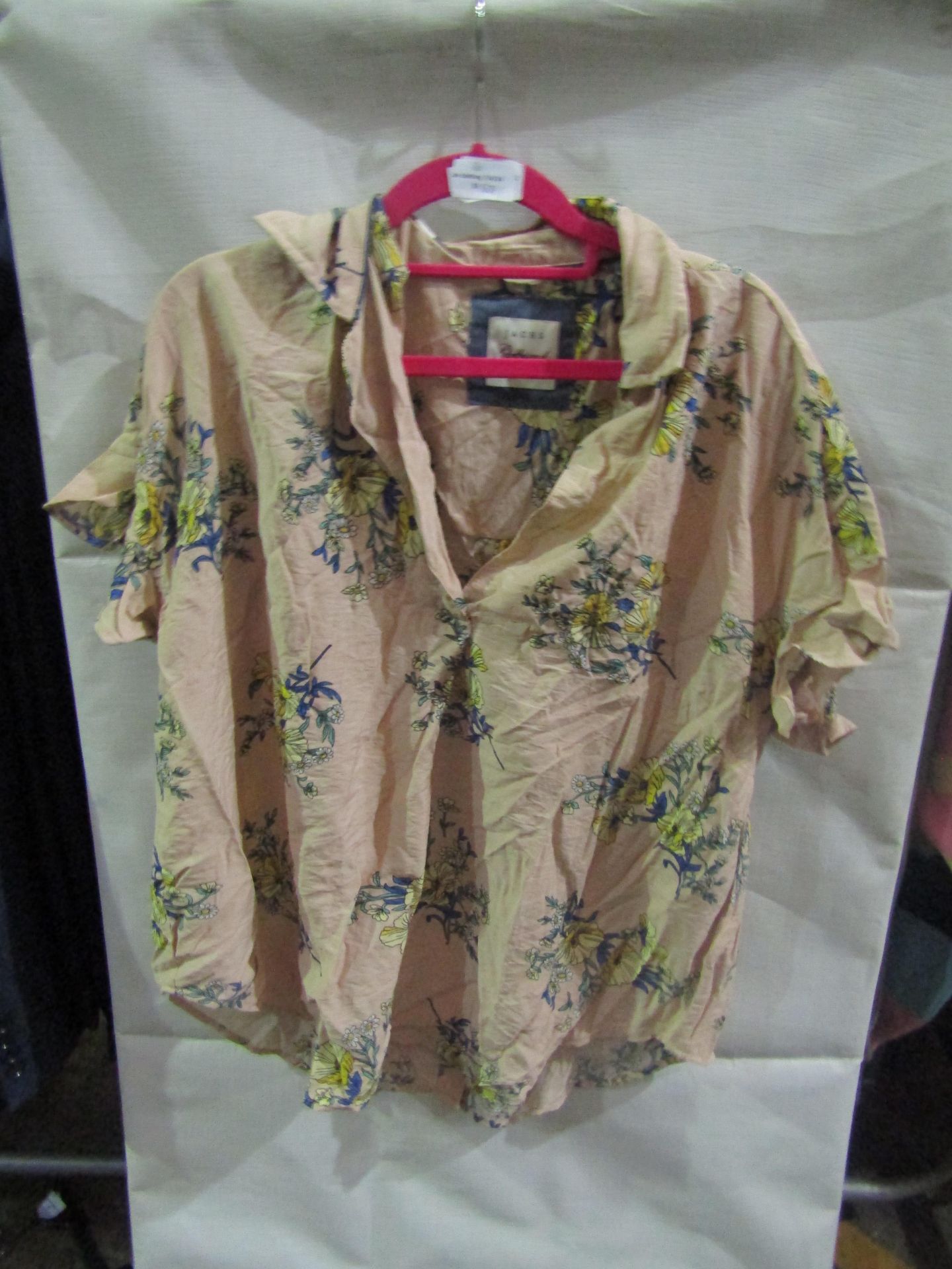 Jacks Girlfriend New York Ladies Blouse Floral Pink, Size: XL - Good Condition.