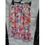 Dorothy Perkins Ladies Floral Skirt, Size: 8 - Good Condition.