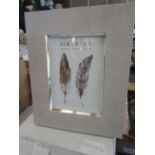 Sixtrees Medway Photo Frame 5X7 RRP 15About the Product(s)Display your cherished memories in style